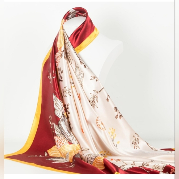 Floral Red and Cream Scarf - Picture 4 of 8